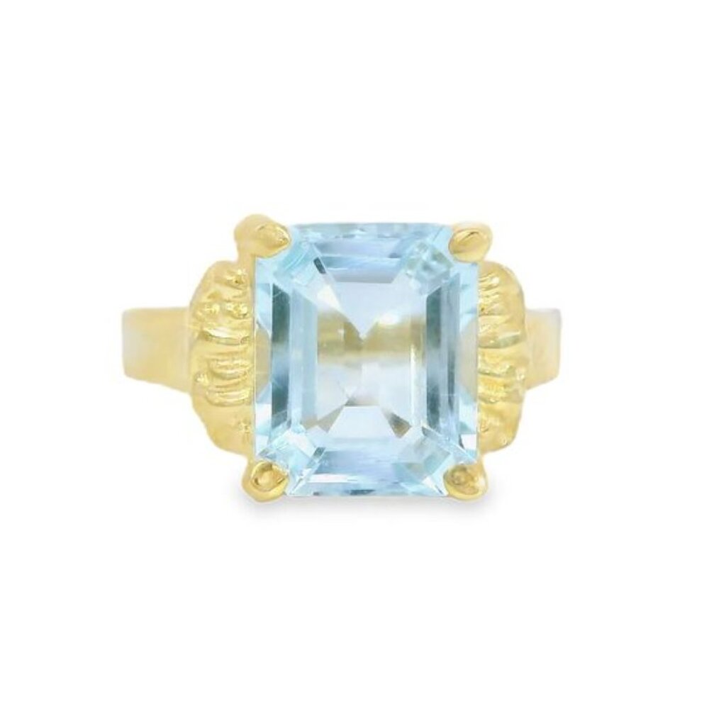 10k Vintage Emerald Cut Aquamarine Ring